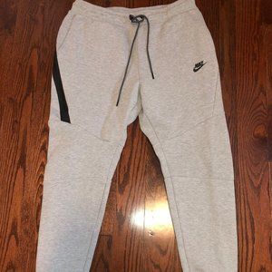 Nike Tech Fleece Sweatpants